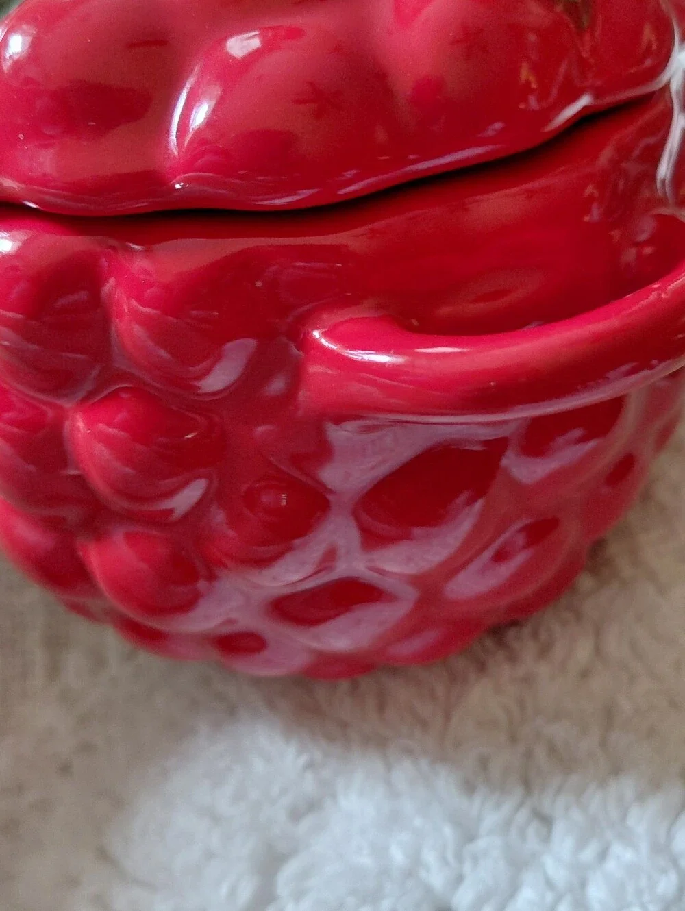 Red Berry Ceramic Small Jar With Lid